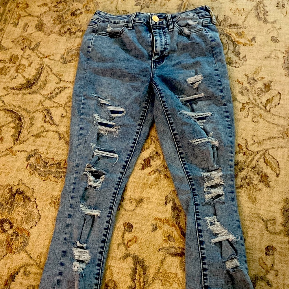 RIPPED BLUE JEGGINGS